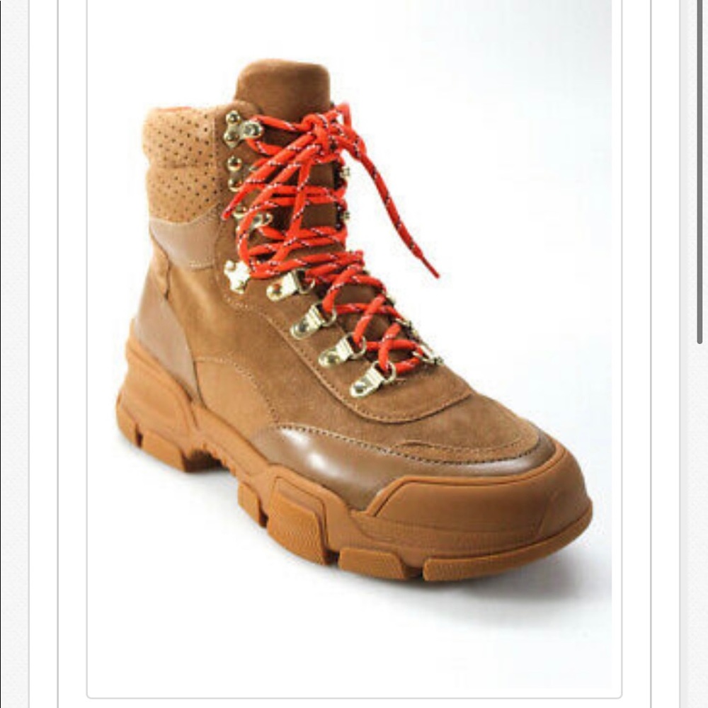 Villa Rouge lace up boots Cognac Tan Suede
